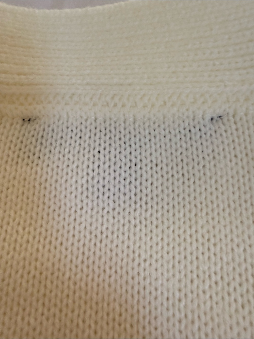 Tommy Hilfiger Cream Knit Sweater with Embroidered Crest - Picture 8 of 10
